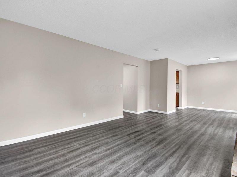 597 Farler Drive, Unit B, Columbus, OH 43213 Photo 17