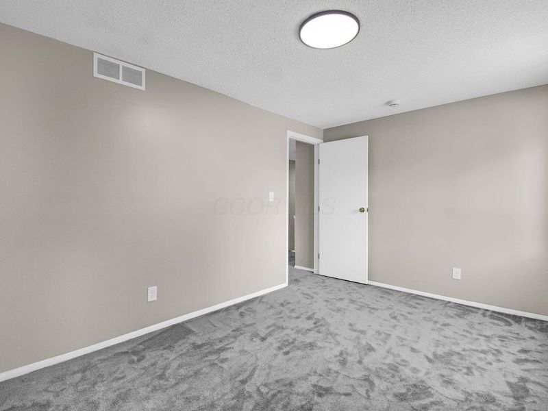 597 Farler Drive, Unit B, Columbus, OH 43213 Photo 22