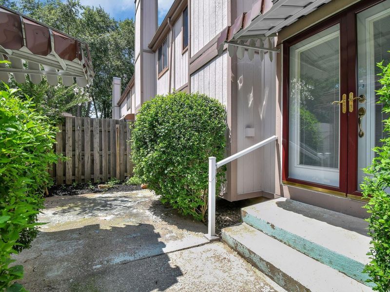 597 Farler Drive, Unit B, Columbus, OH 43213 Photo 34