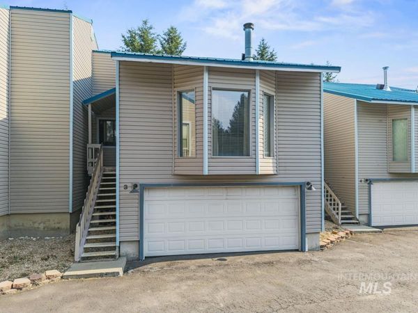 508 Lake Cascade Parkway, Unit 3, Cascade, ID 83611
