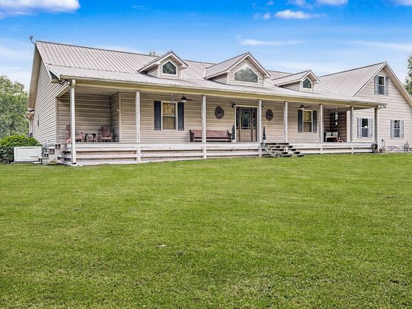 1615 Highway 230 , Waverly, TN 37185