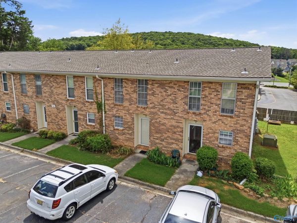 199 Marinawoods Drive, Huntsville, AL 35803