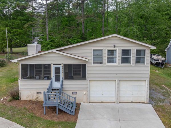 1129 Honeycomb Road, Grant, AL 35747