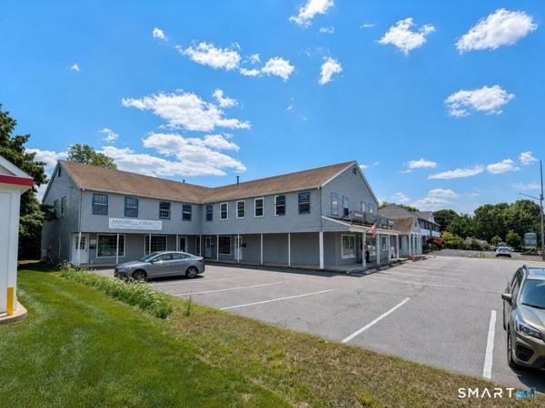 880 Boston Post , Old Saybrook, CT 06475