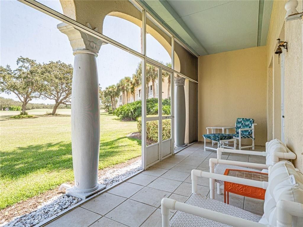 5060 Harmony Circle, Unit 105, Vero Beach, FL 32967 Photo