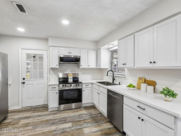 3172 GREEN ARBOR Place, Jacksonville, FL 32277