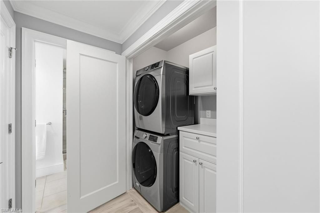 9115 Strada Pl , Unit 5511, Naples, FL 34108 Photo