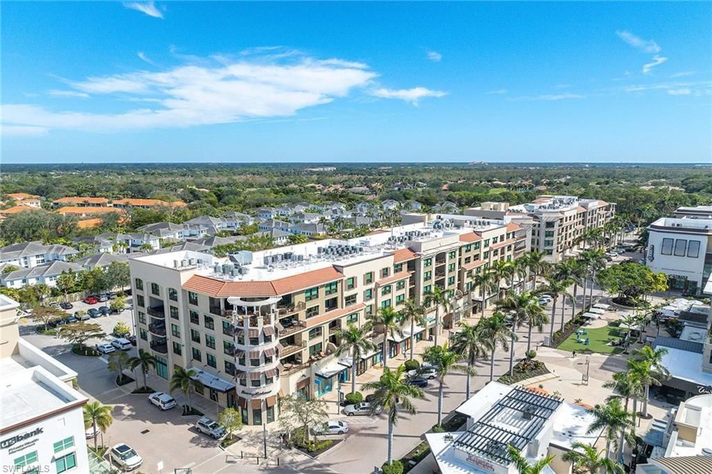 9115 Strada Pl , Unit 5511, Naples, FL 34108 Photo
