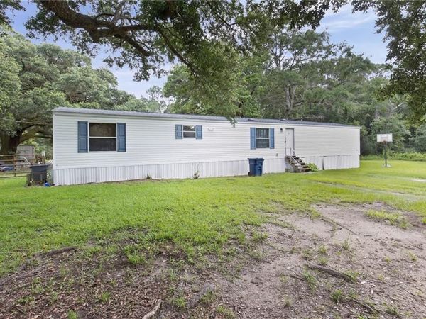 6531 Taylor Avenue , Irvington, AL 36544