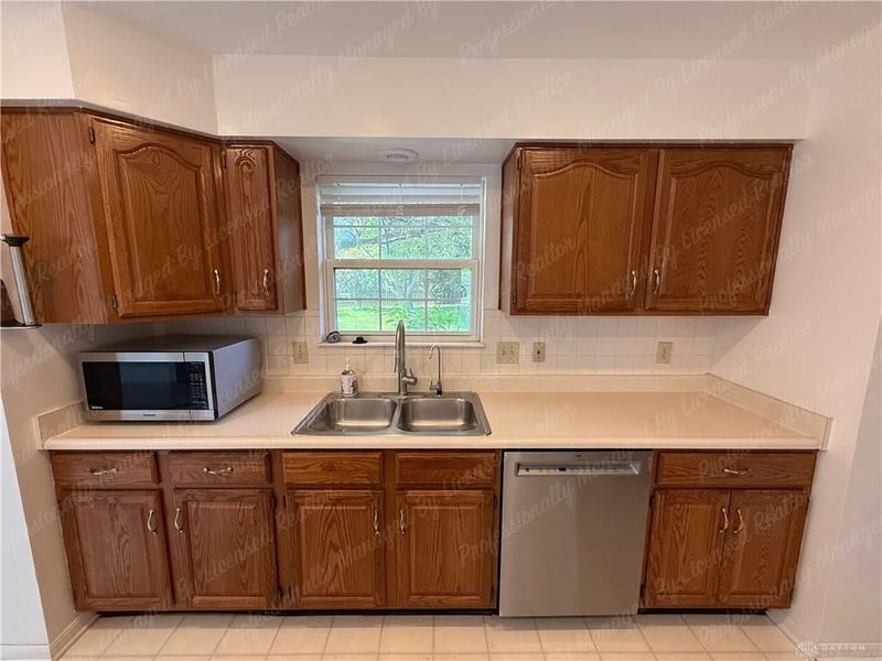 4311 Limerick Lane, Dayton, OH 45440 Photo 17