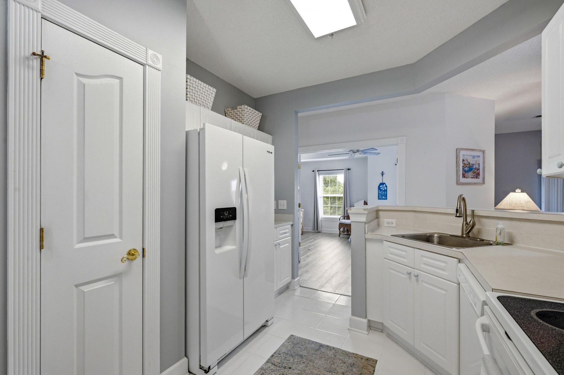 2241 Waterview Dr. Photo 13