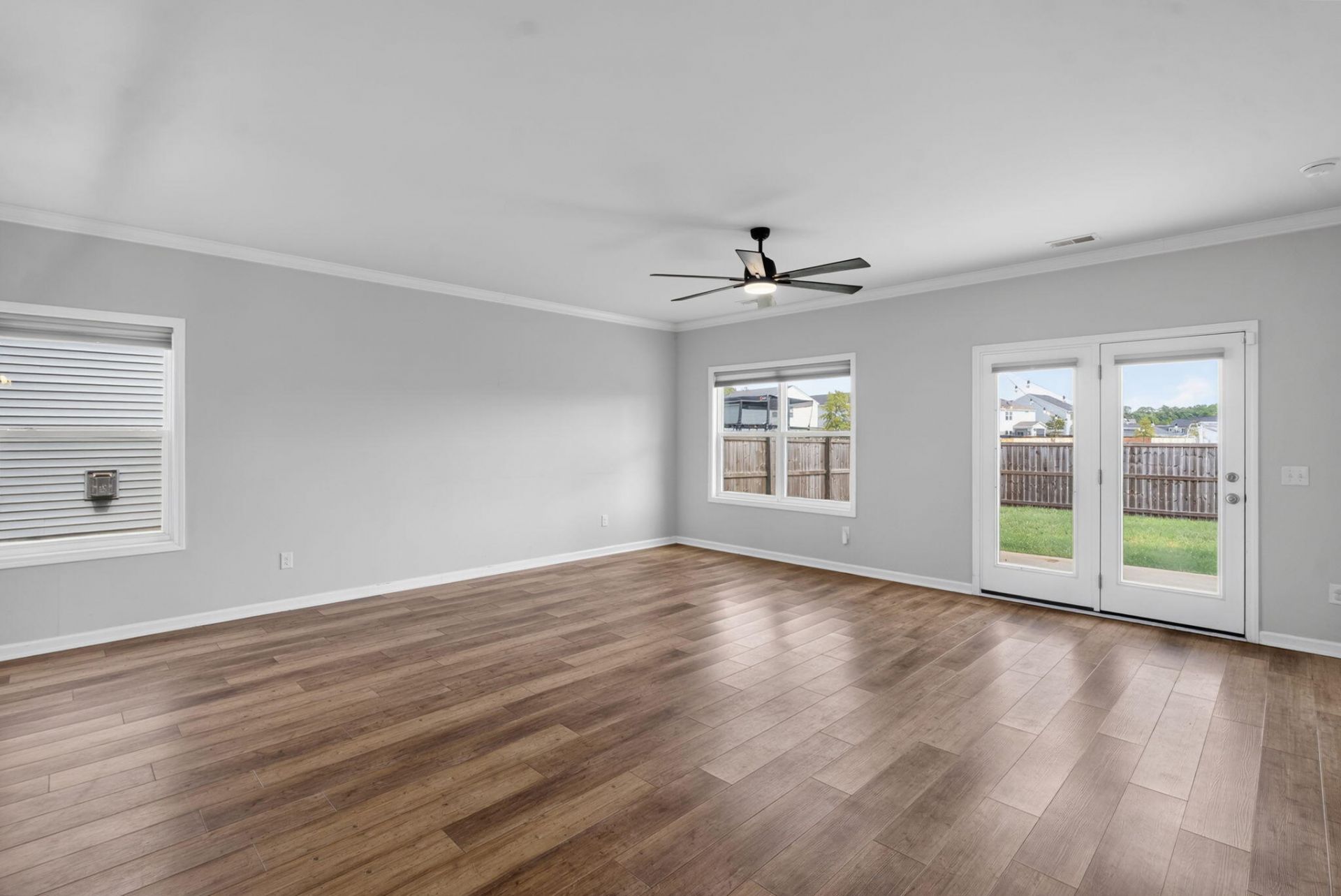 301 Torslanda Lane Photo 8