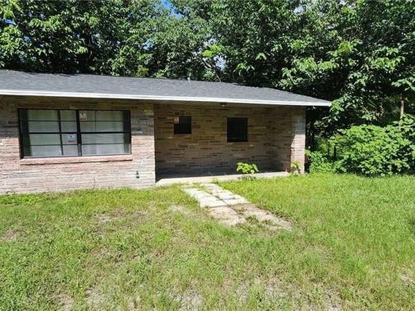 2558 N County 470 , LAKE PANASOFFKEE, FL 33538