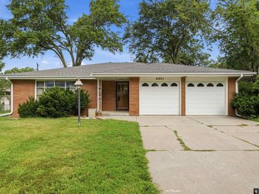 4801 Ginny Avenue, Lincoln, NE 68516