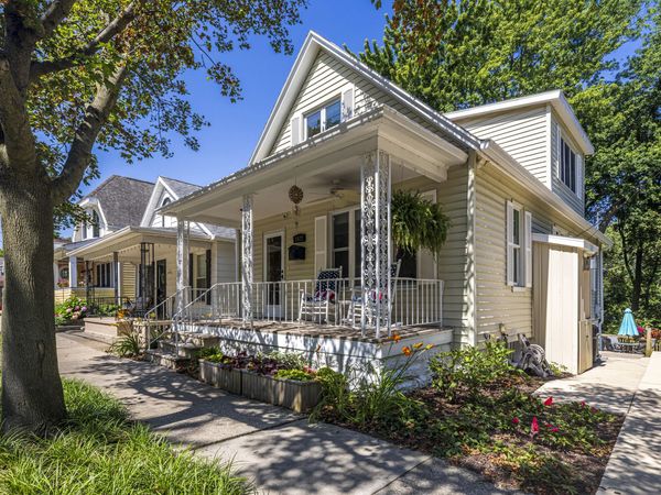 1022 Lake Boulevard, St. Joseph, MI 49085