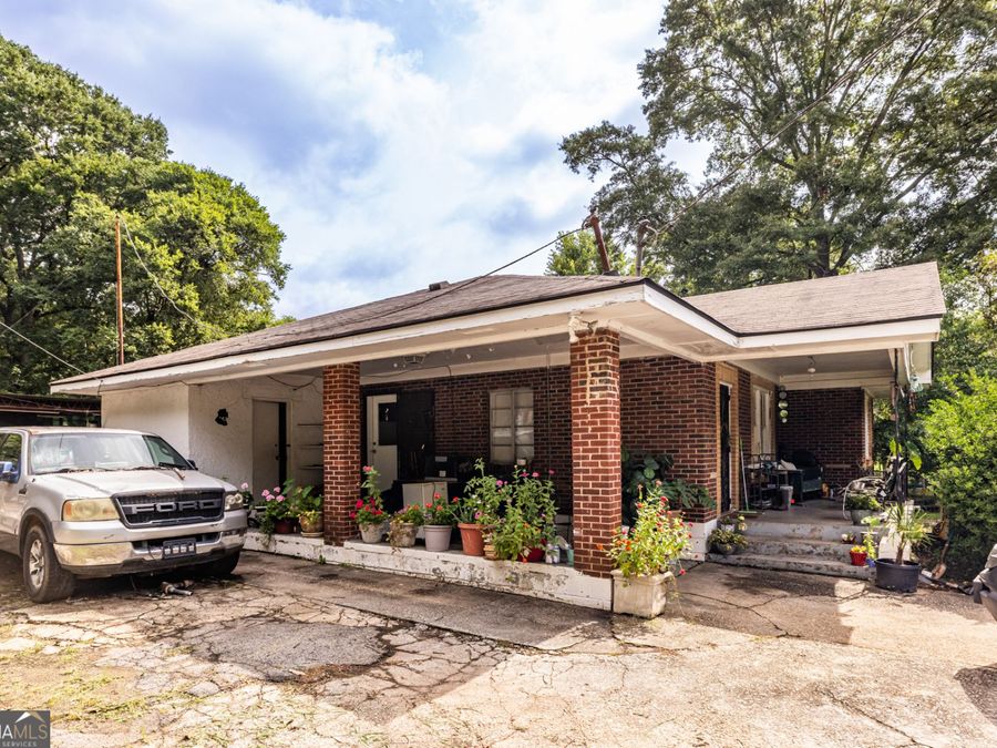 Property Image 4