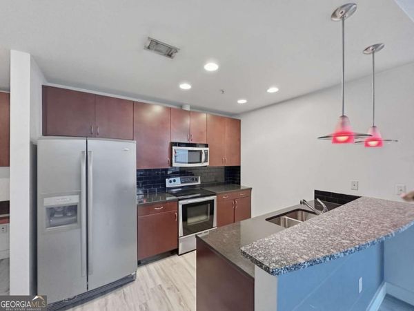400 W Peachtree Street NW, Unit 804, Atlanta, GA 30308
