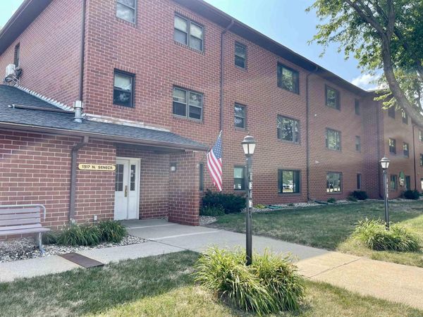 1317 Seneca Street, Unit 205, Storm Lake, IA 50588