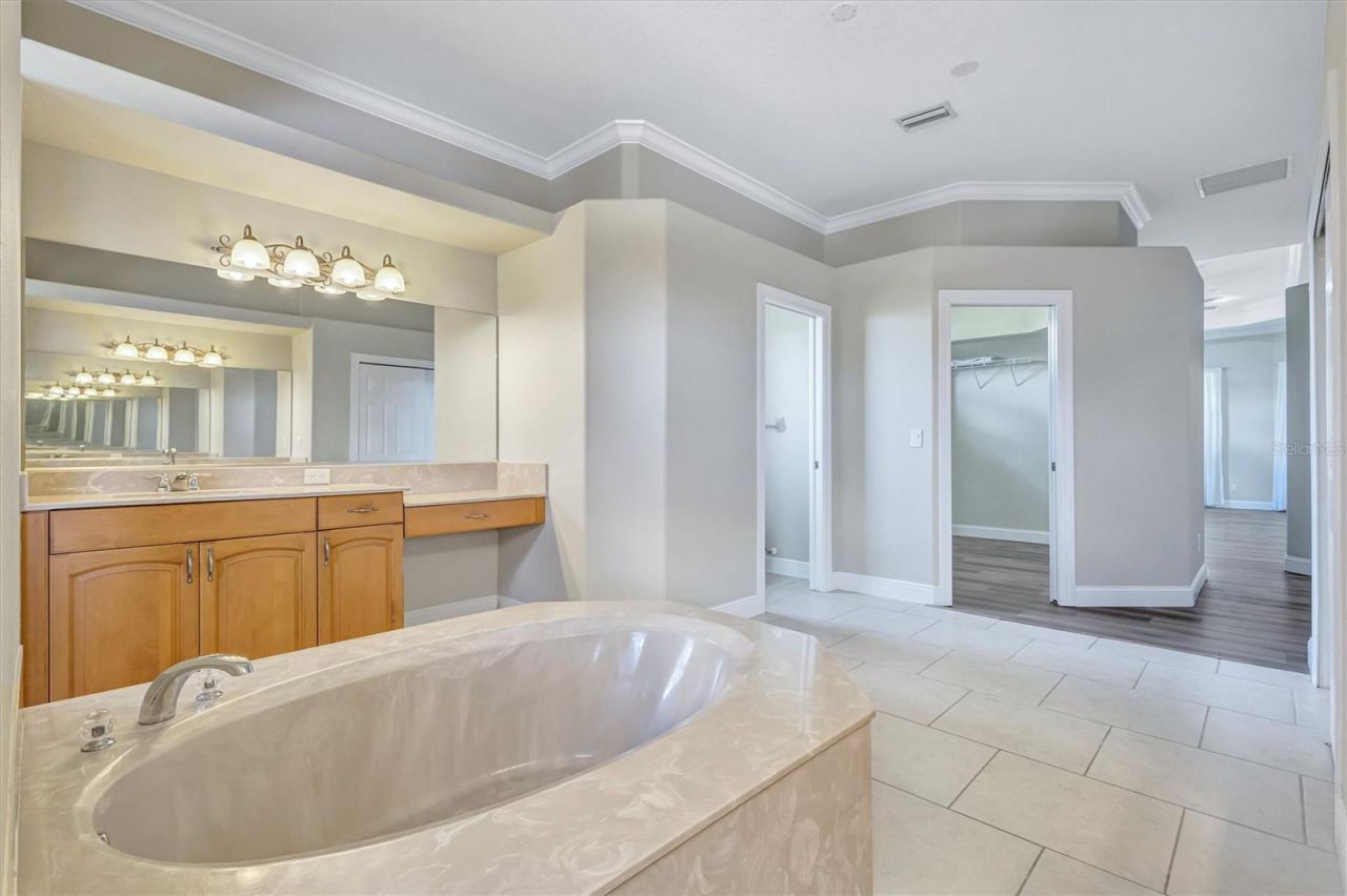 1911 148th Court E, Bradenton, FL 34212 Photo
