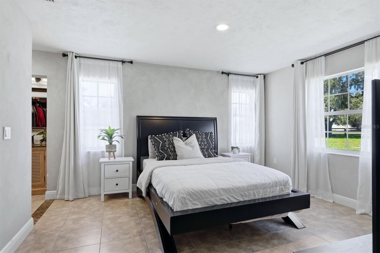 3810 Hidden River Road, Sarasota, FL 34240 Photo