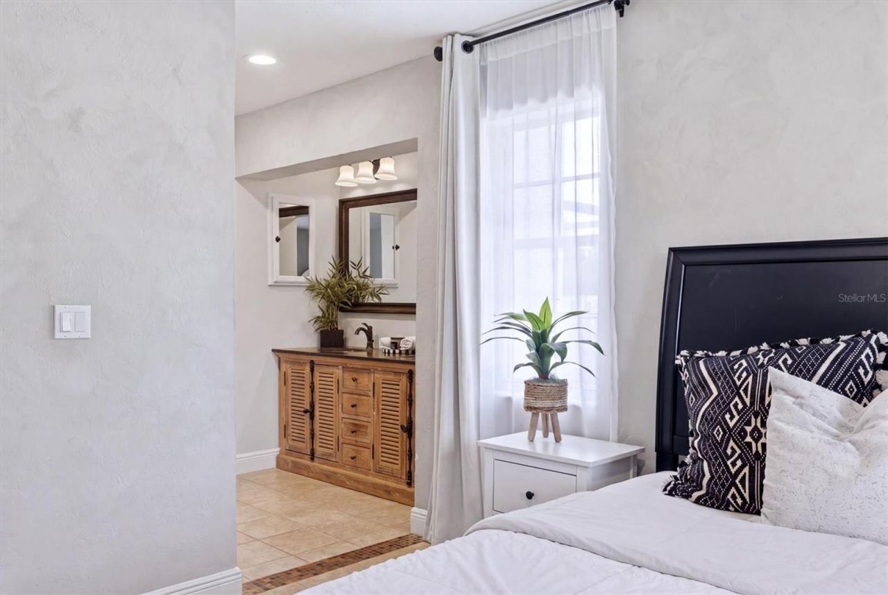 3810 Hidden River Road, Sarasota, FL 34240 Photo