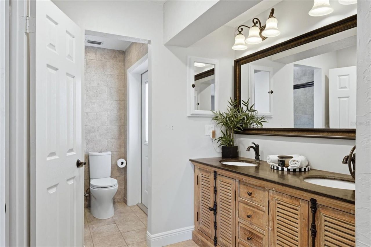 3810 Hidden River Road, Sarasota, FL 34240 Photo