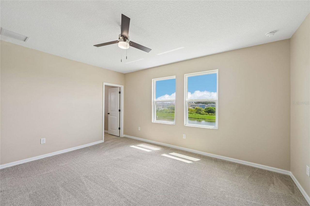 4702 Birdsong Drive, Palmetto, FL 34221 Photo