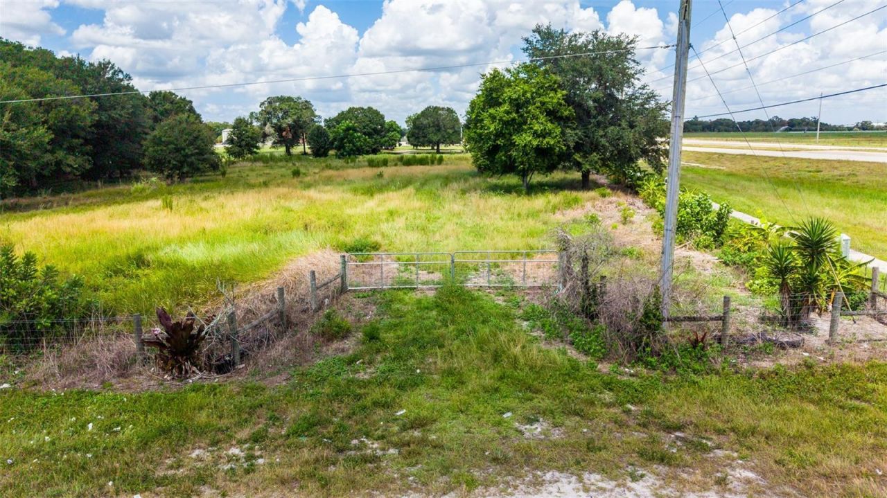 Ne 13th Lane , Okeechobee, FL 34974 Photo