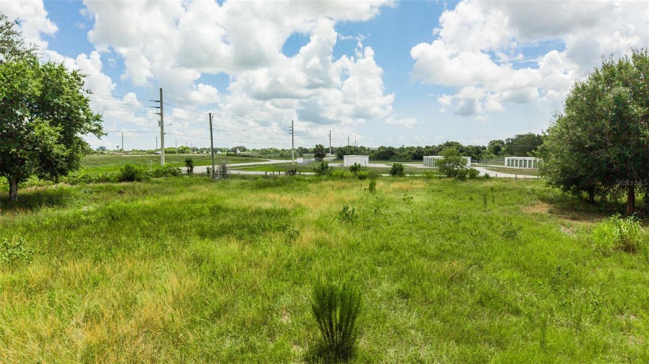 Ne 13th Lane , Okeechobee, FL 34974 Photo