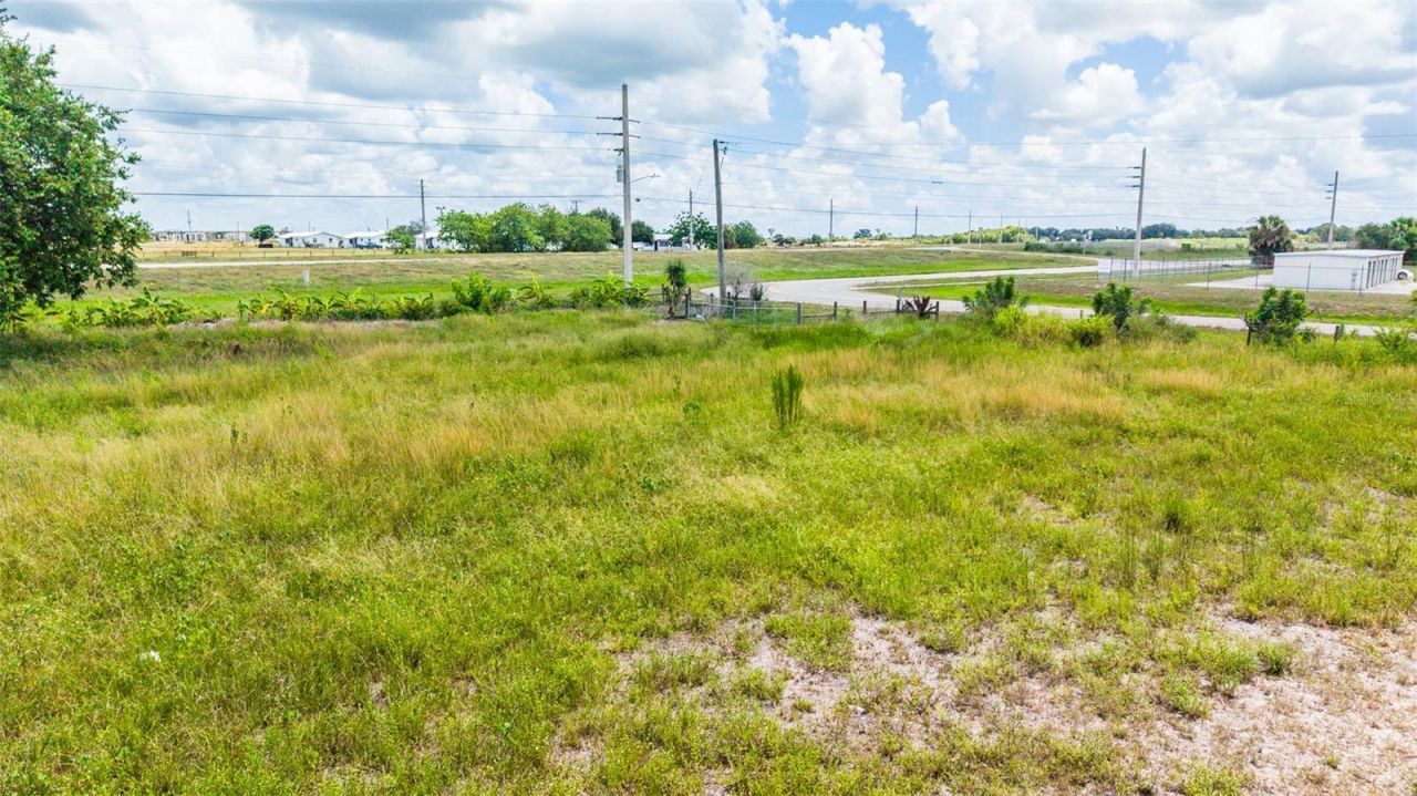 Ne 13th Lane , Okeechobee, FL 34974 Photo