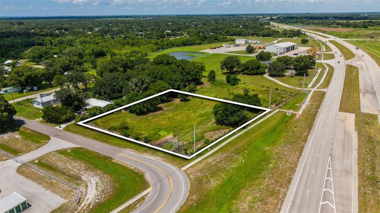 Ne 13th Lane , Okeechobee, FL 34974 Photo