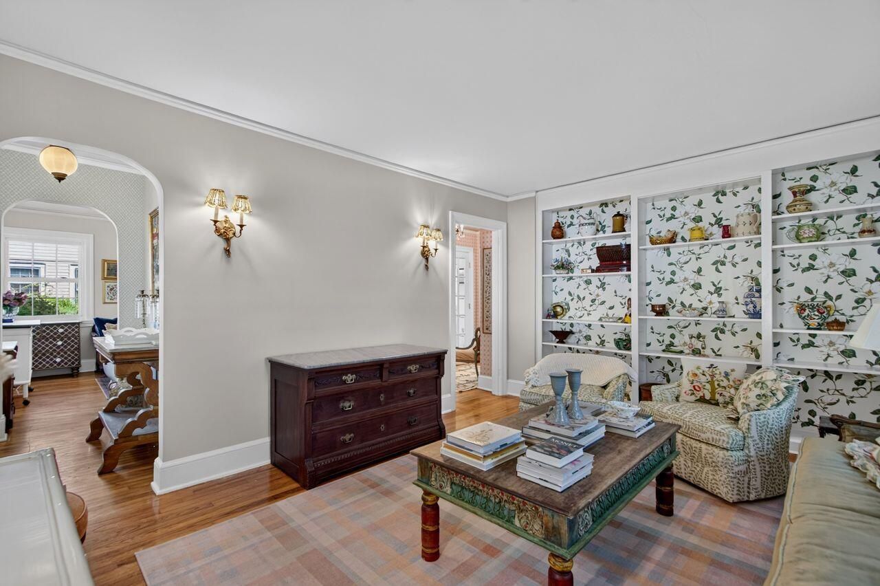 48 Avondale Avenue Photo 21