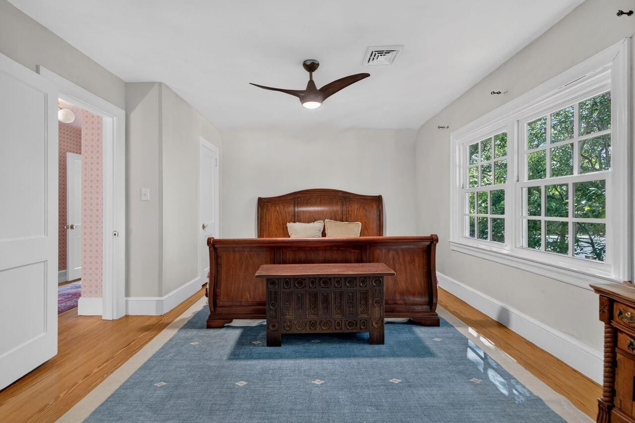 48 Avondale Avenue Photo 30