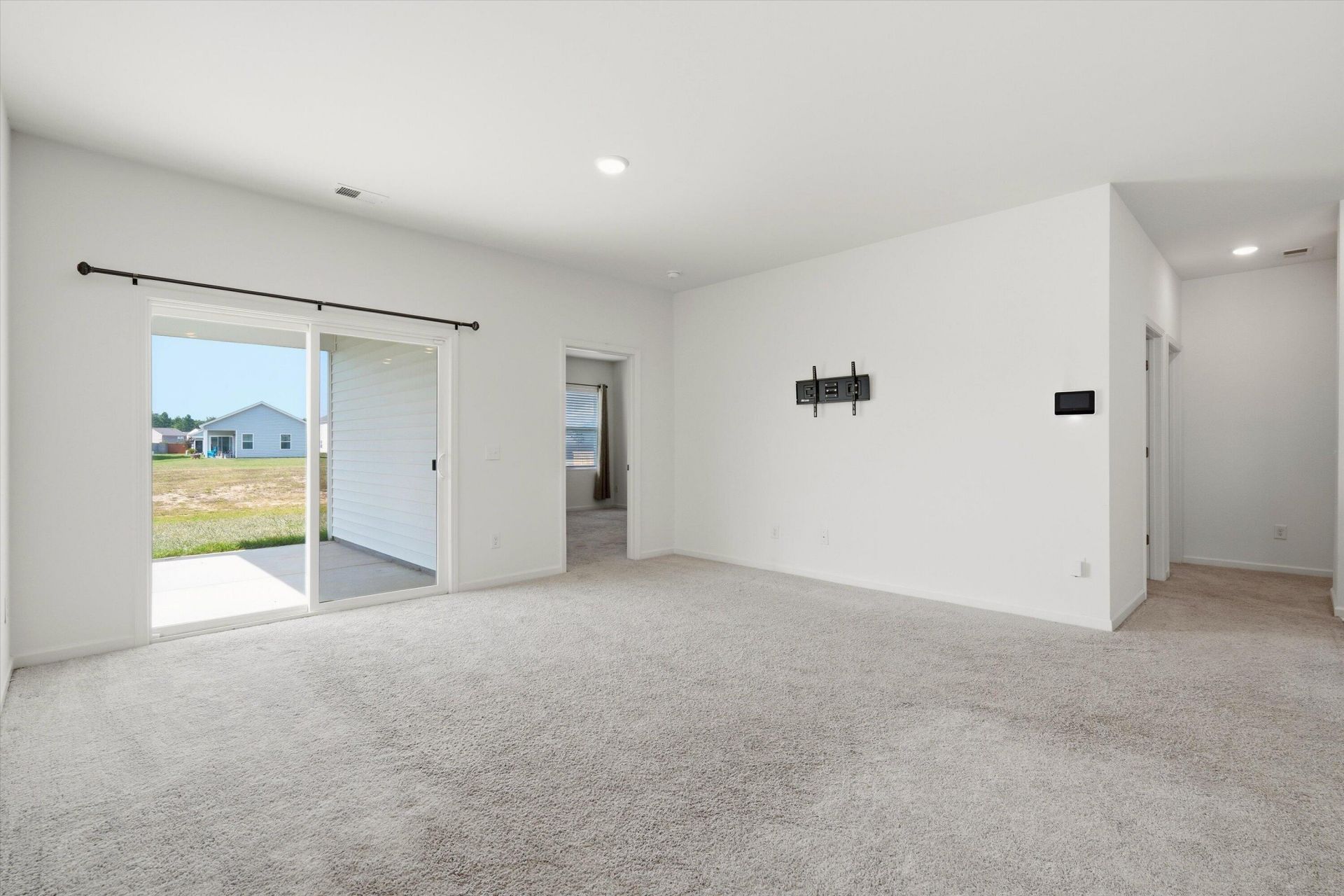 569 Polaris Way Photo 13