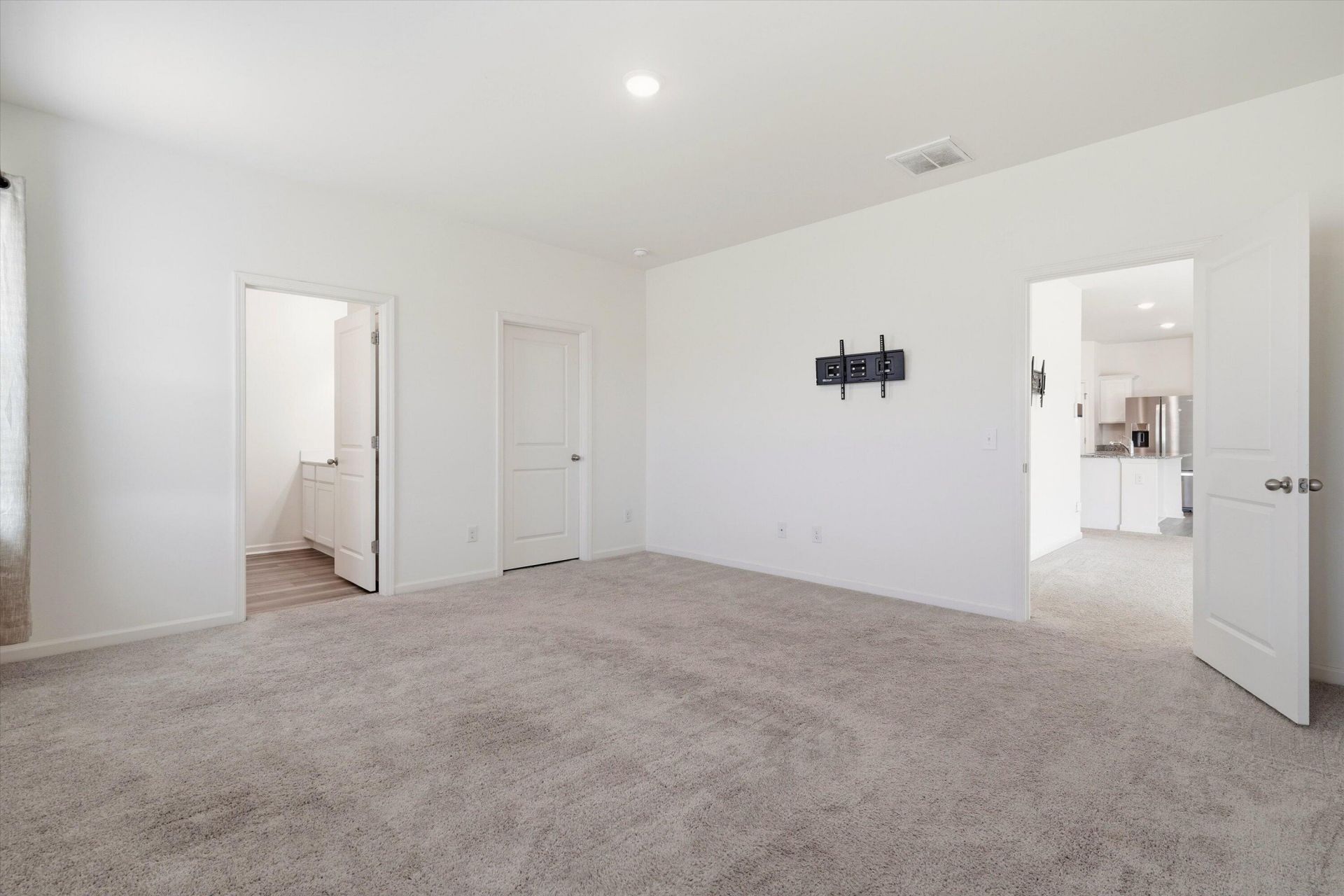 569 Polaris Way Photo 19