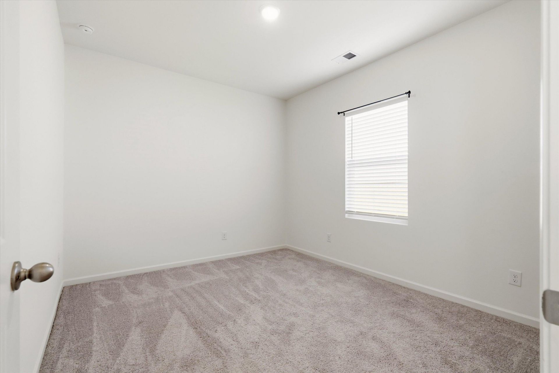 569 Polaris Way Photo 24
