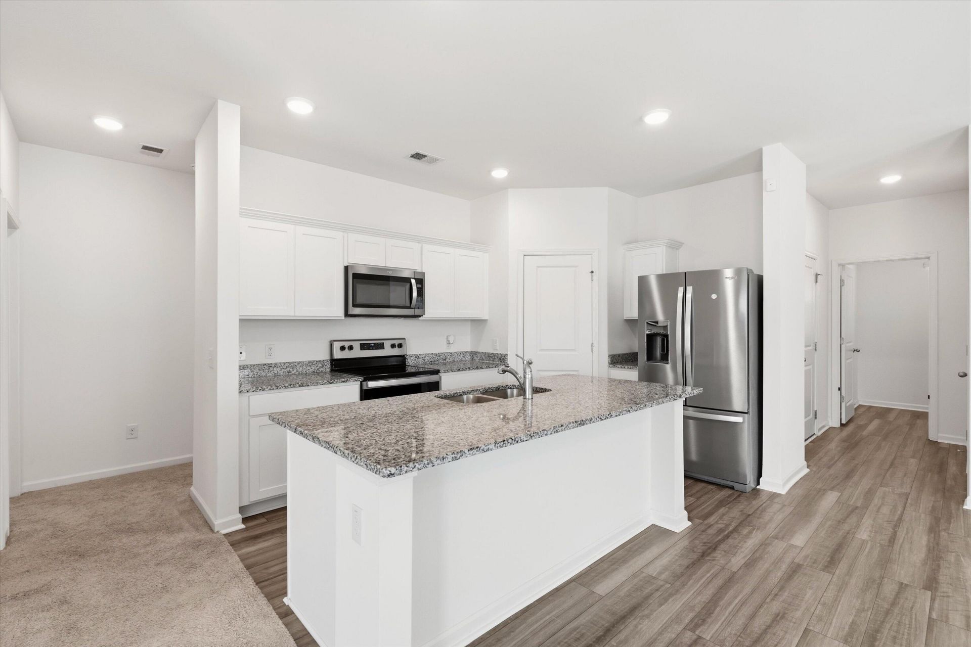 569 Polaris Way Photo 7