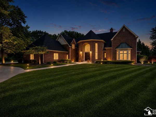 5481 Teakwood Drive, Monroe, MI 48161