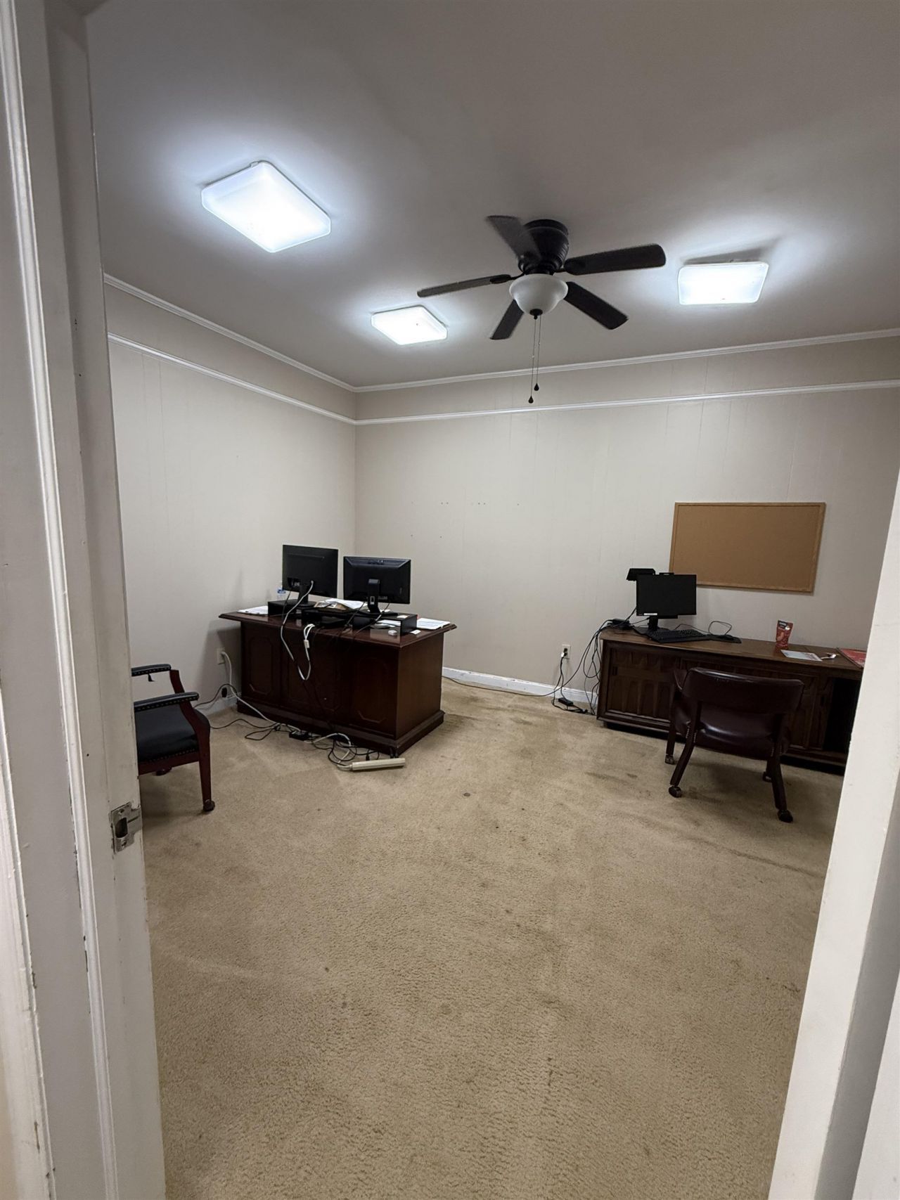 3995 Walnut St.  Photo 7