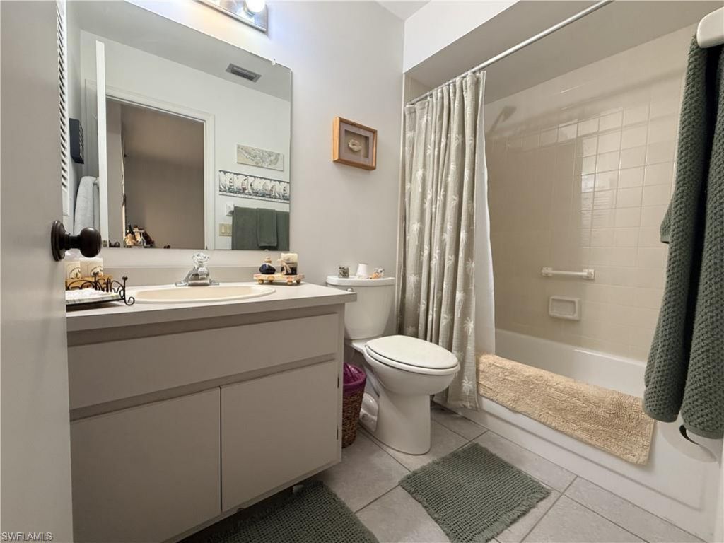 1339 SE 46th Ln, Unit 8, Cape Coral, FL 33904 Photo