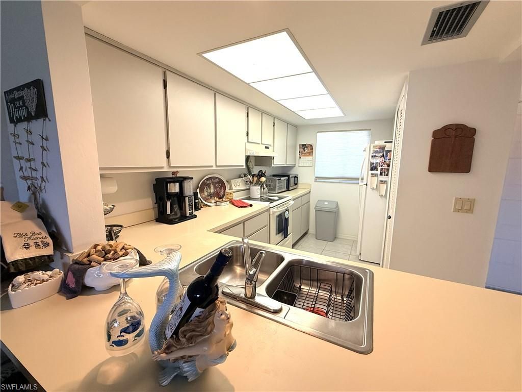 1339 SE 46th Ln, Unit 8, Cape Coral, FL 33904 Photo