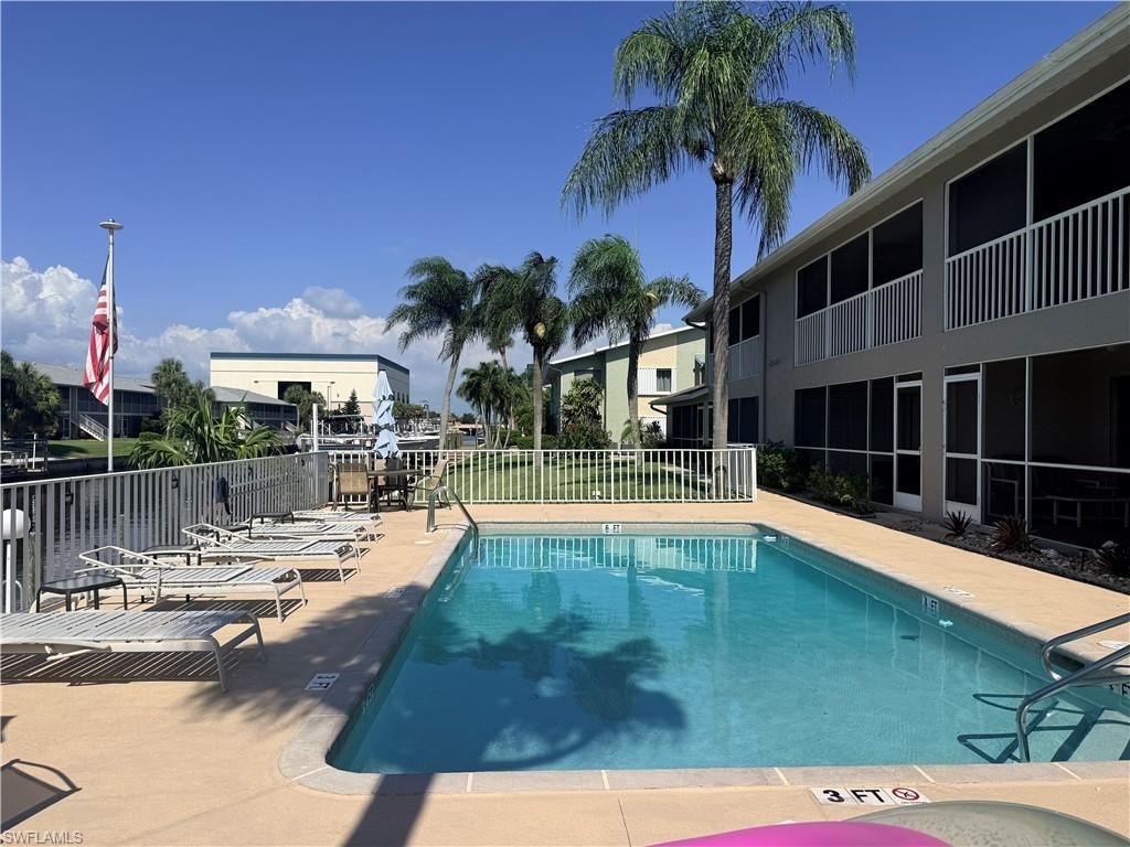 1339 SE 46th Ln, Unit 8, Cape Coral, FL 33904 Photo