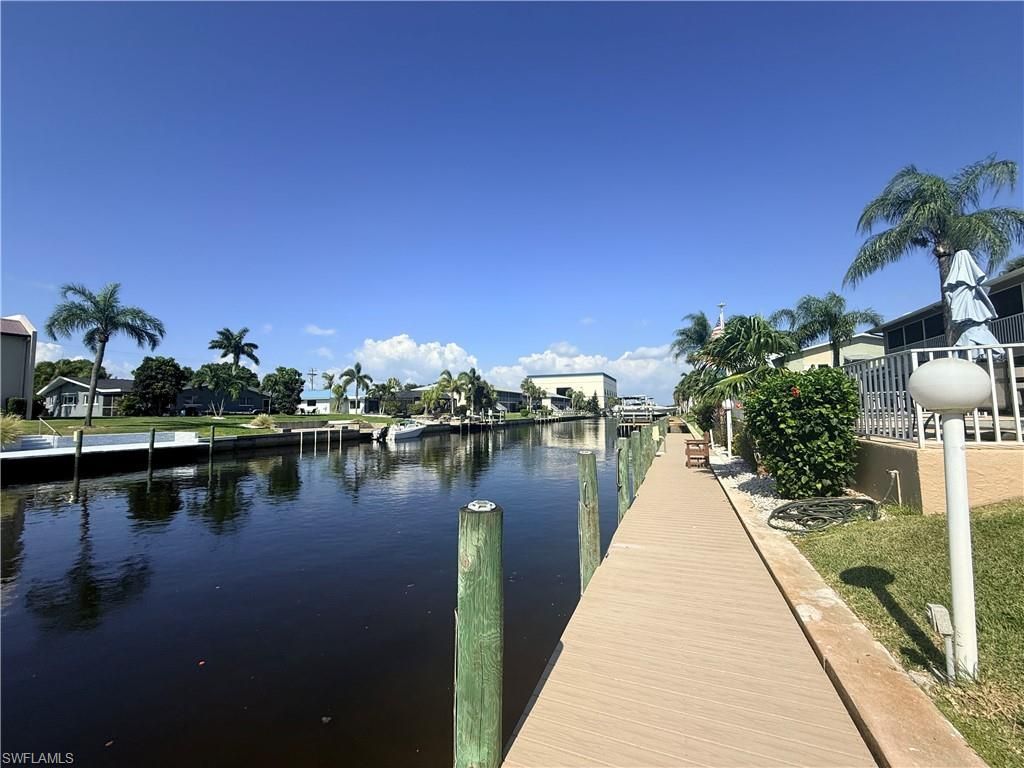 1339 SE 46th Ln, Unit 8, Cape Coral, FL 33904 Photo