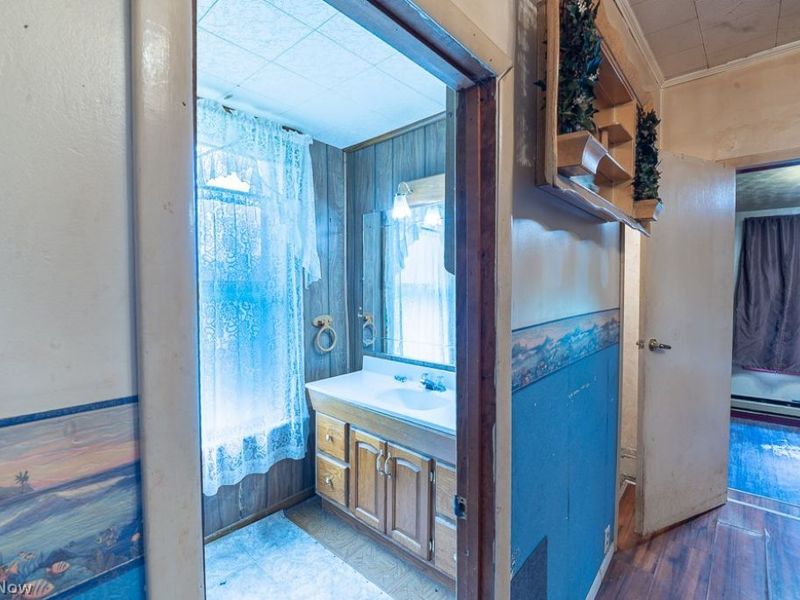67480 Plum Street, Bridgeport, OH 43912 Photo 11