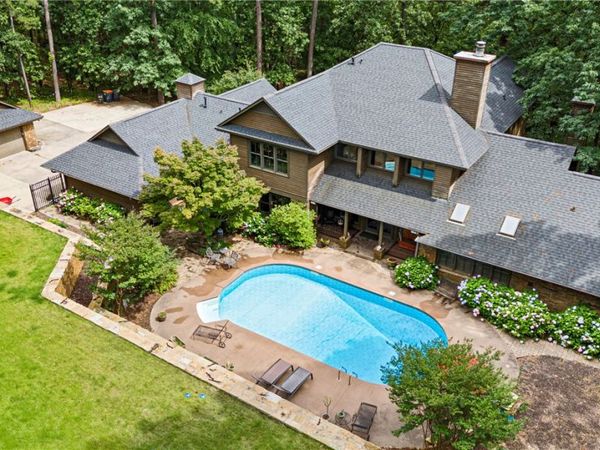 407 Dove Place, Russellville, AR 72802