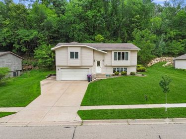 2261 Brooks Avenue, Red Wing, MN 55066
