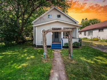 415 8th Street, Cloquet, MN 55720