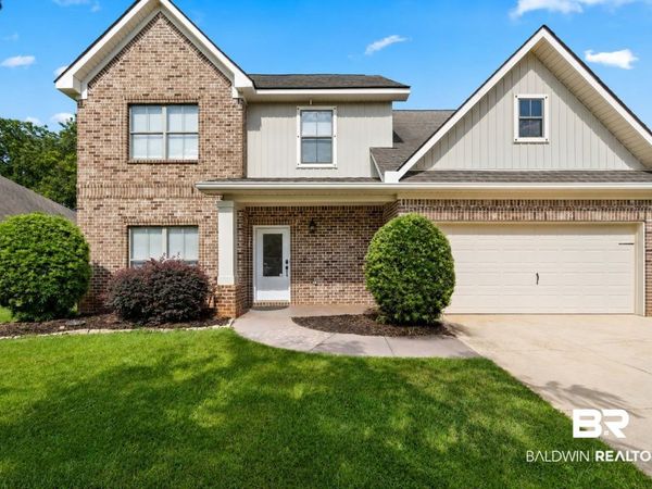 8813 Bainbridge Drive, Daphne, AL 36526