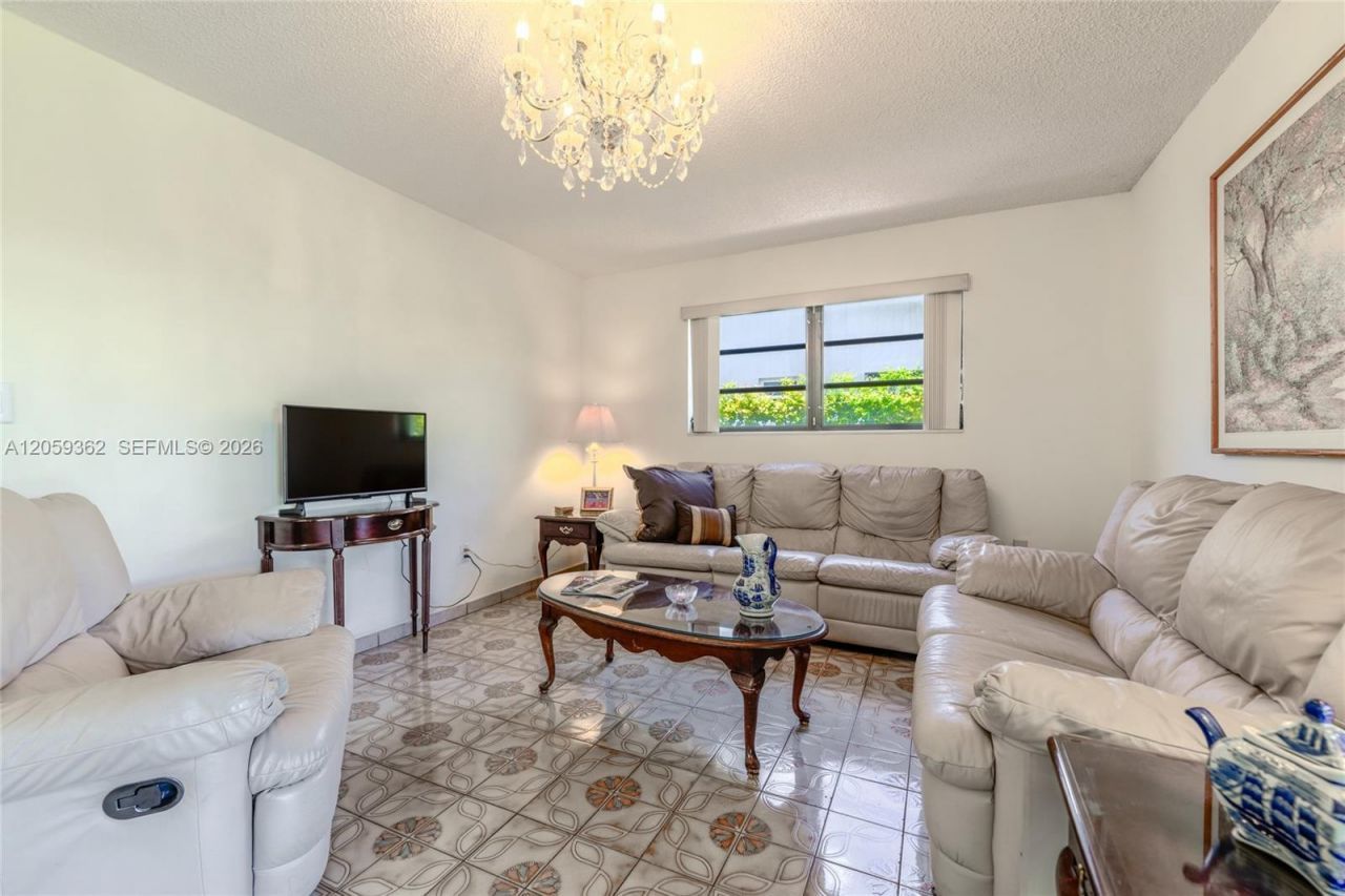 13131 SW 5th St , Miami, FL 33184 Photo
