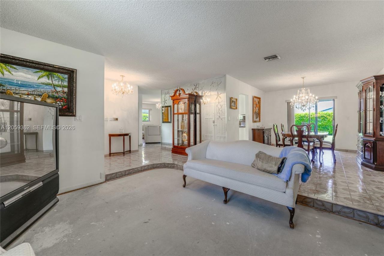 13131 SW 5th St , Miami, FL 33184 Photo